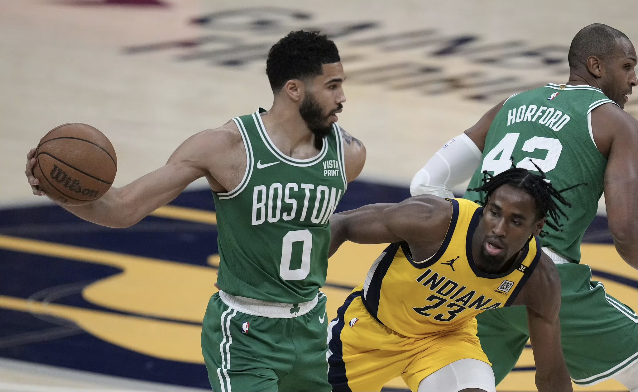 NBA总决赛下轮即将开战，激烈角逐令人期待